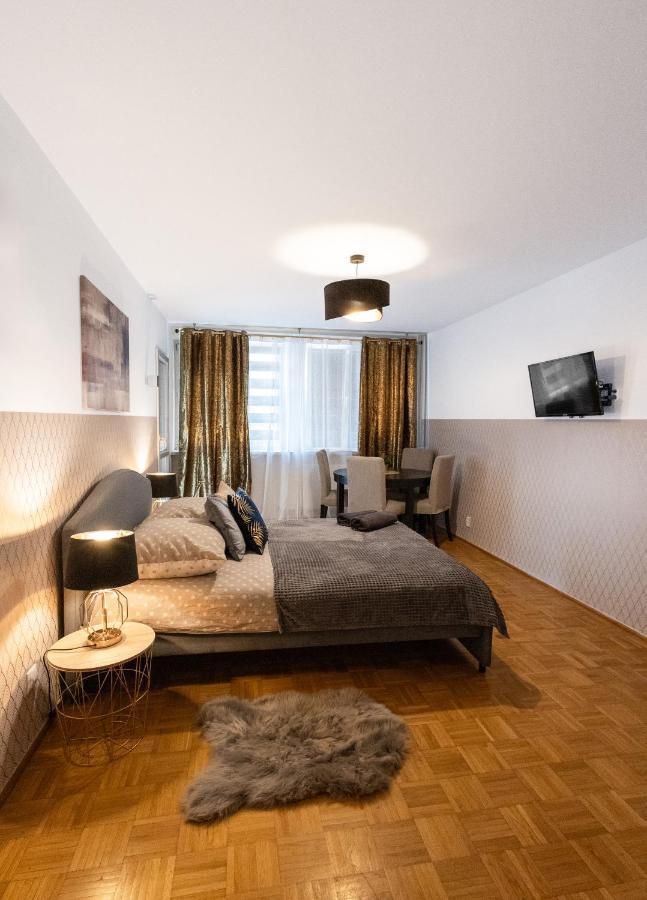 Clicktheflat Bellottiego Apart Rooms Warschau Buitenkant foto